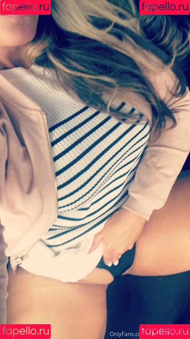 kellie_obrian Onlyfans Photo Gallery 