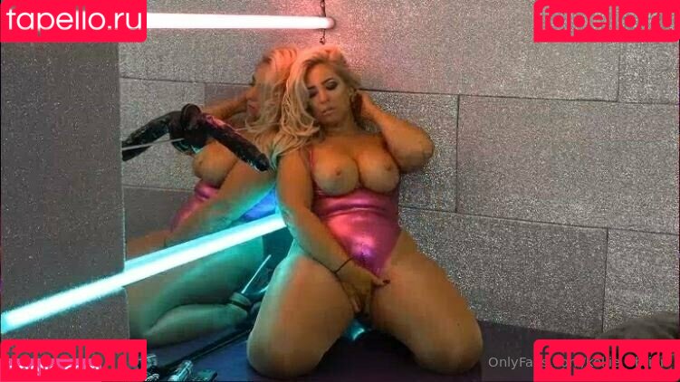 kellie_obrian Onlyfans Photo Gallery 