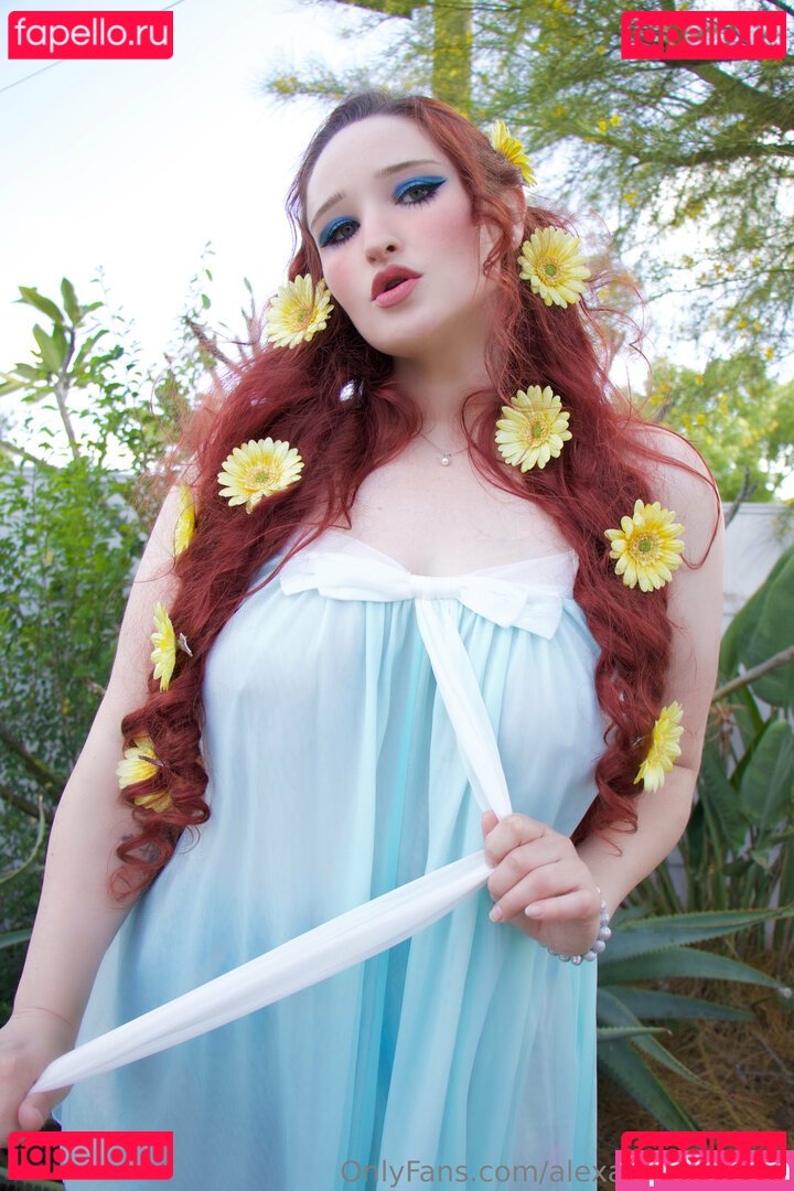 Alexandria The Red / alexandriathered Nude Onlyfans Photo 36