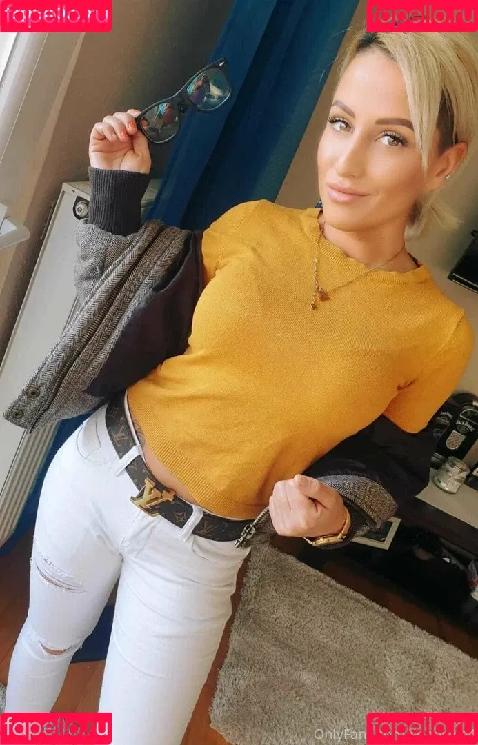 sunny_herrera Onlyfans Photo Gallery 