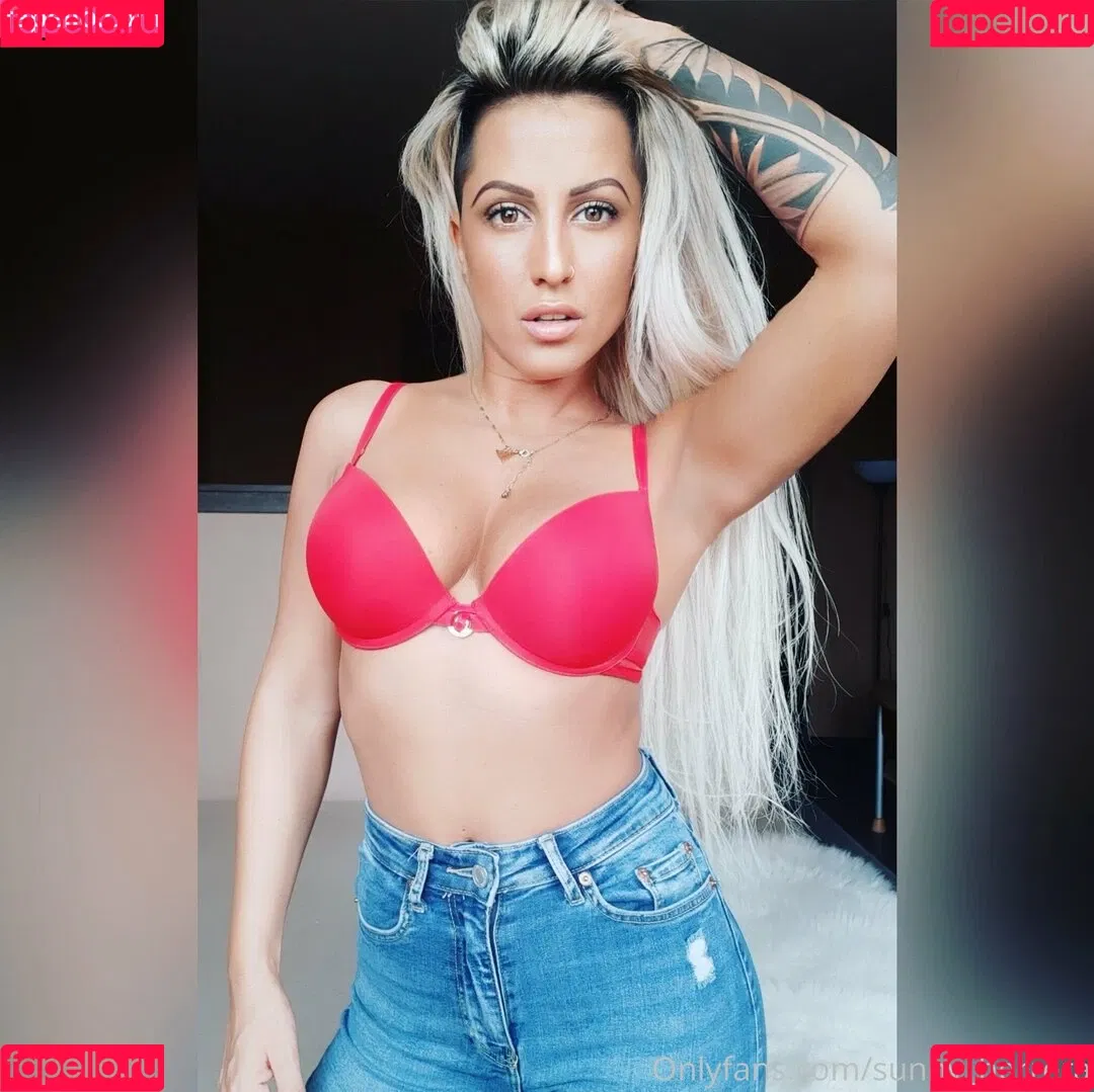 sunny_herrera Onlyfans Photo Gallery 