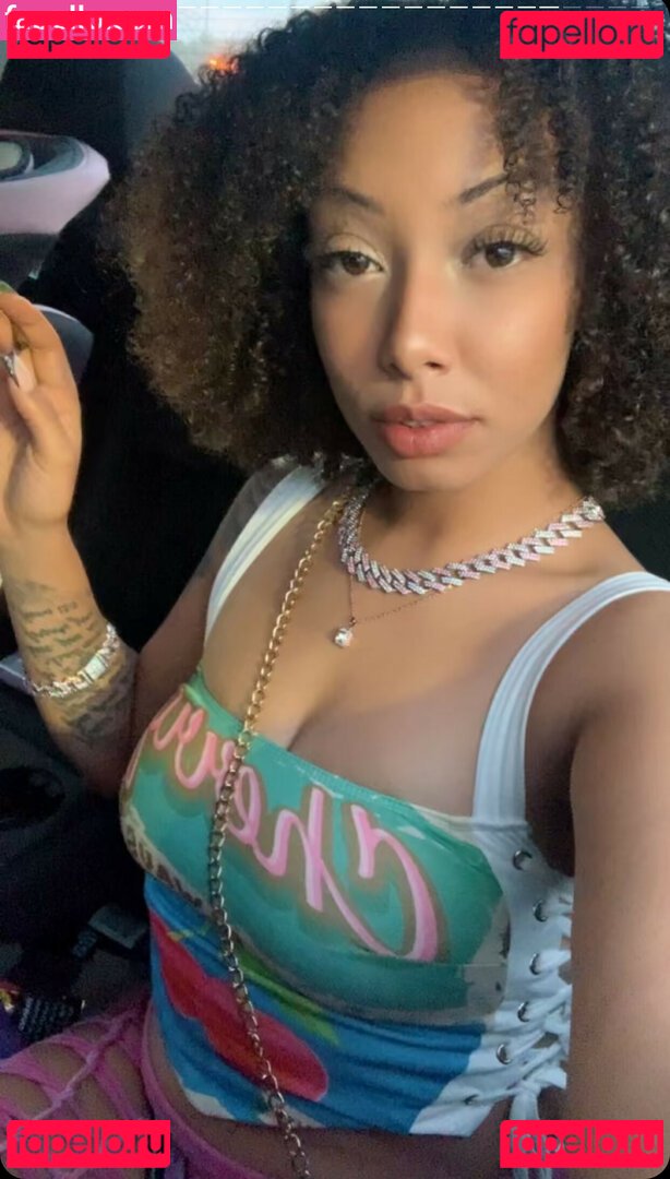 JuicyTee94 / tabi_red94 Onlyfans Photo Gallery 