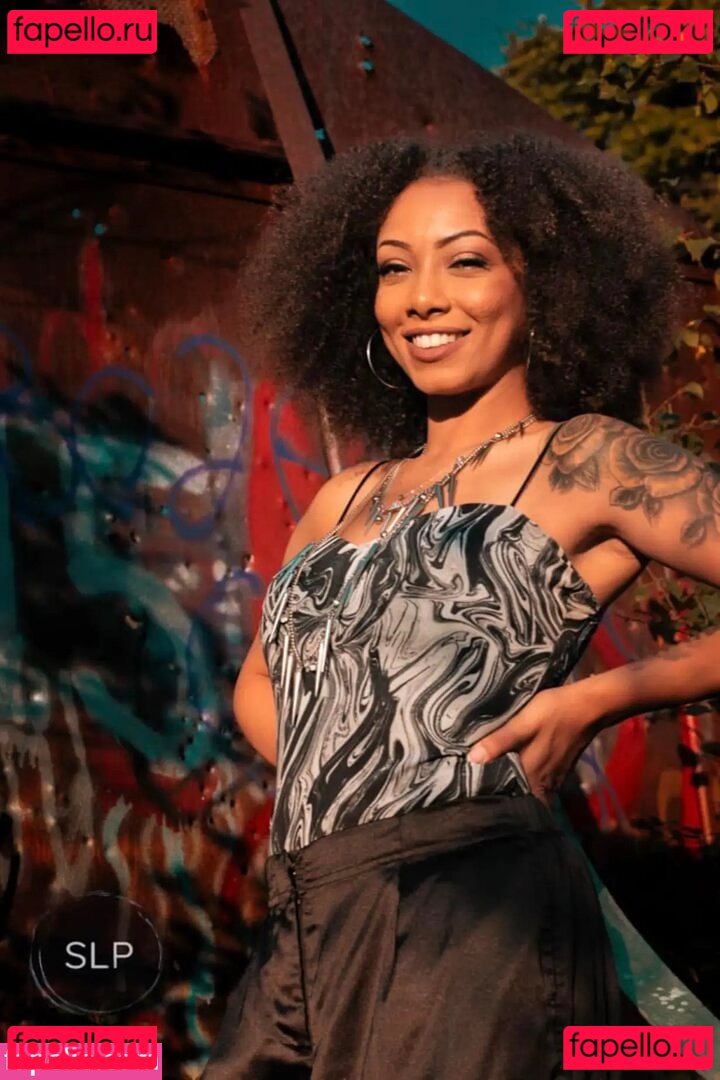 JuicyTee94 / tabi_red94 Onlyfans Photo Gallery 