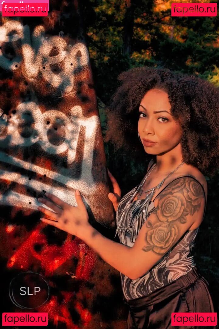 JuicyTee94 / tabi_red94 Onlyfans Photo Gallery 