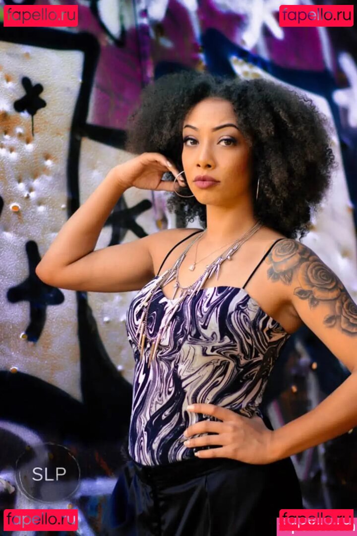 JuicyTee94 / tabi_red94 Onlyfans Photo Gallery 