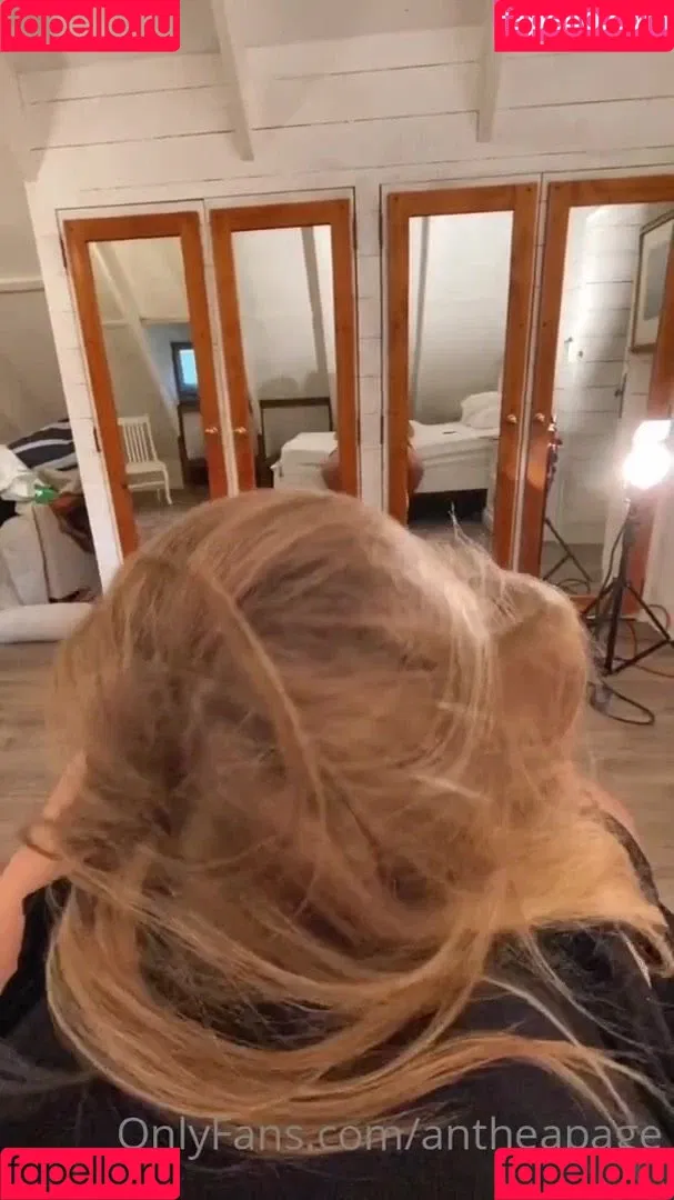 Anthea Page Onlyfans Photo Gallery 
