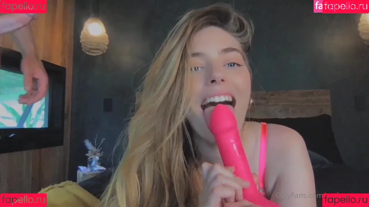 Anthea Page Onlyfans Photo Gallery 