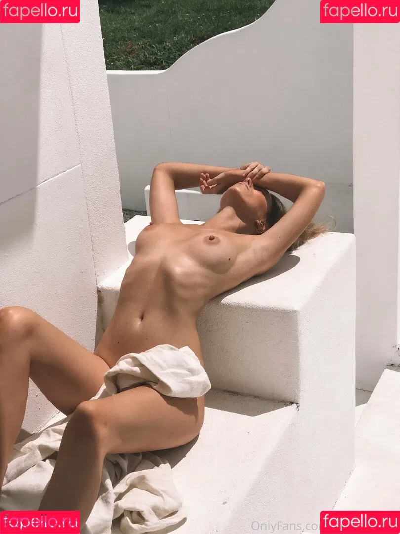 Anthea Page Onlyfans Photo Gallery 