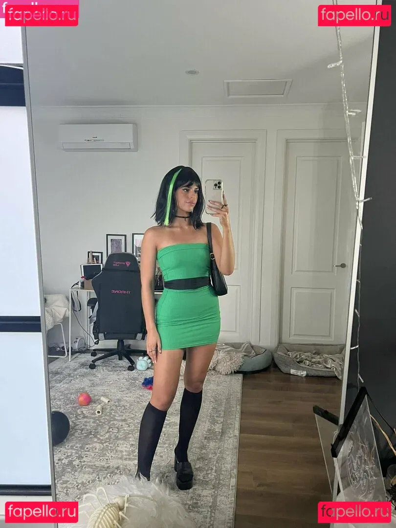 Develique Onlyfans Photo Gallery 