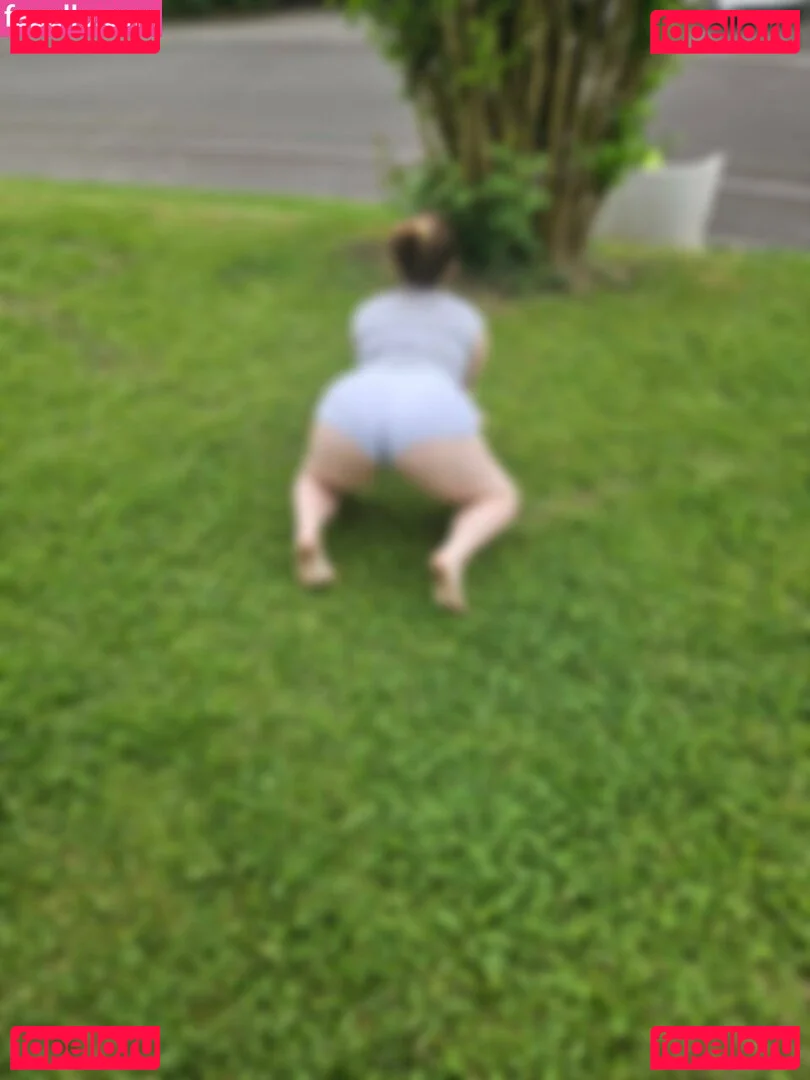 Merona ASMR Onlyfans Photo Gallery 