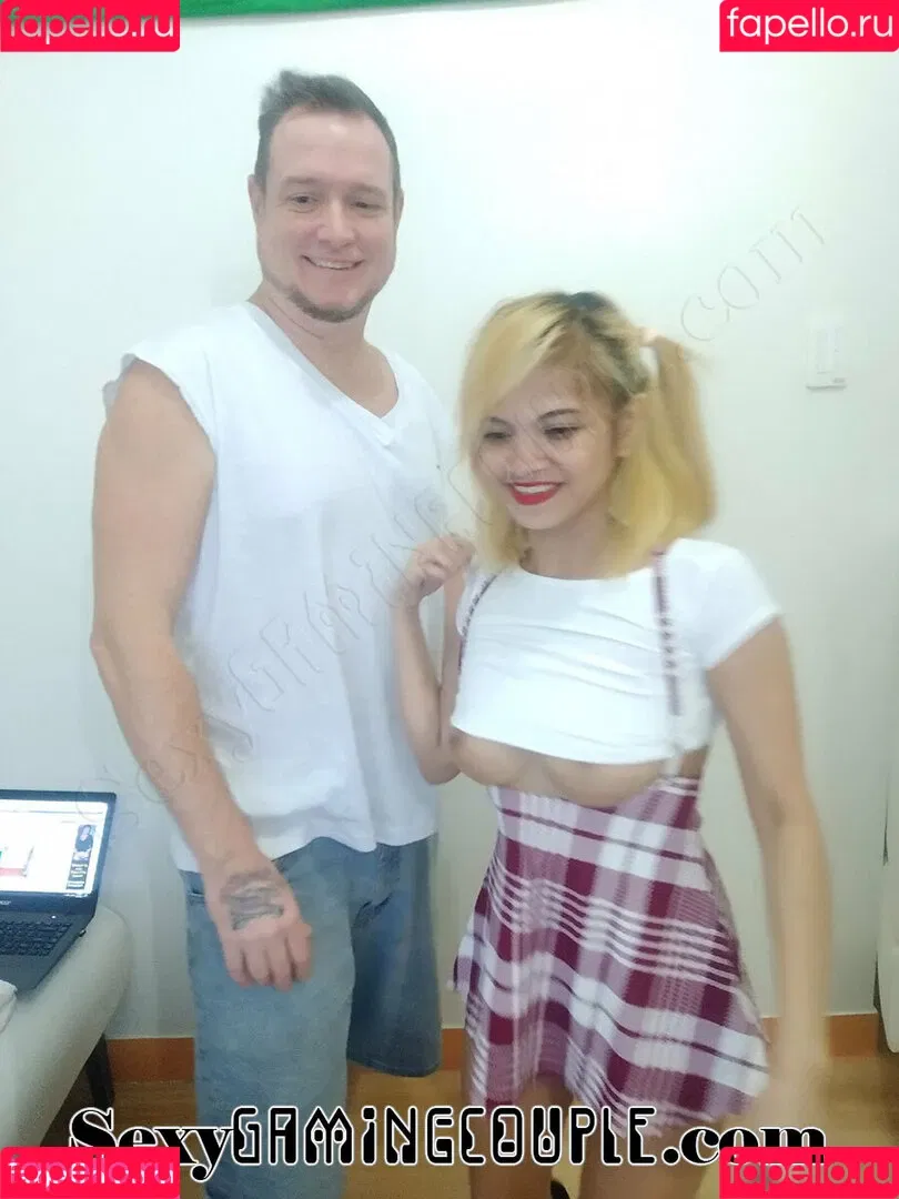 sexygamingcouple Onlyfans Photo Gallery 
