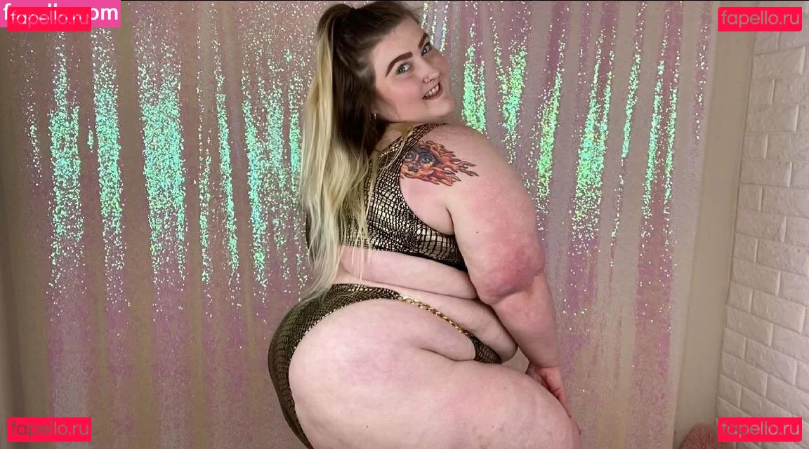 thebbwbible Onlyfans Photo Gallery 