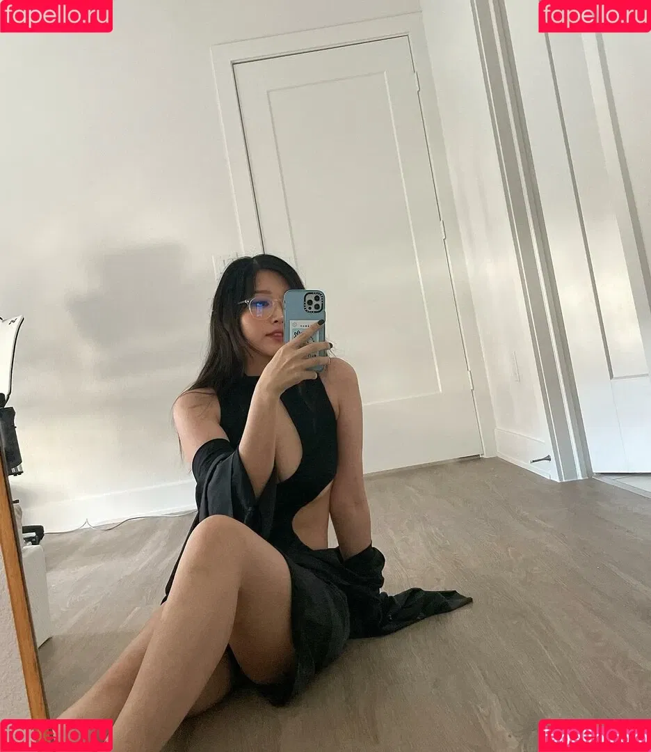 Aikuros Onlyfans Photo Gallery 