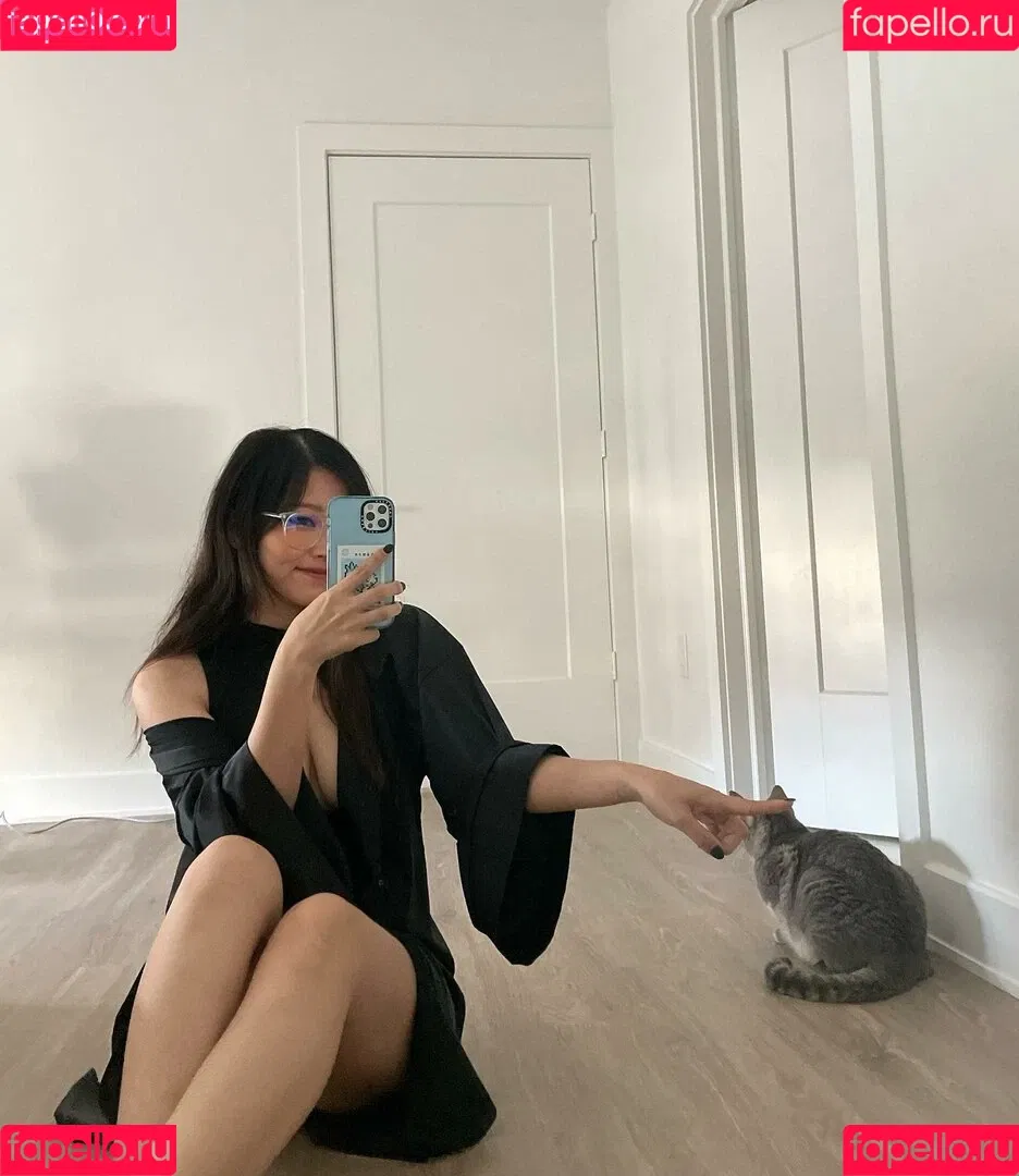 Aikuros Onlyfans Photo Gallery 