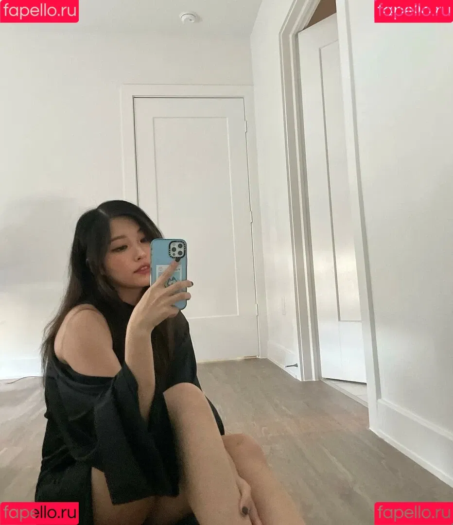 Aikuros Onlyfans Photo Gallery 