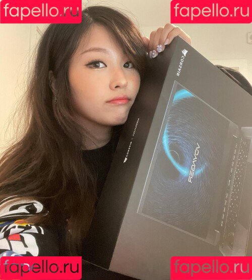 Aikuros Onlyfans Photo Gallery 