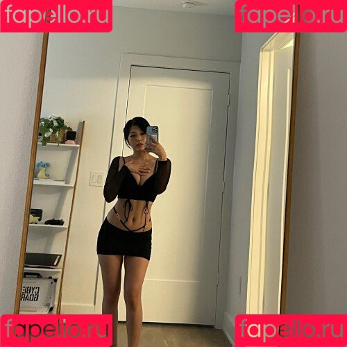 Aikuros Onlyfans Photo Gallery 