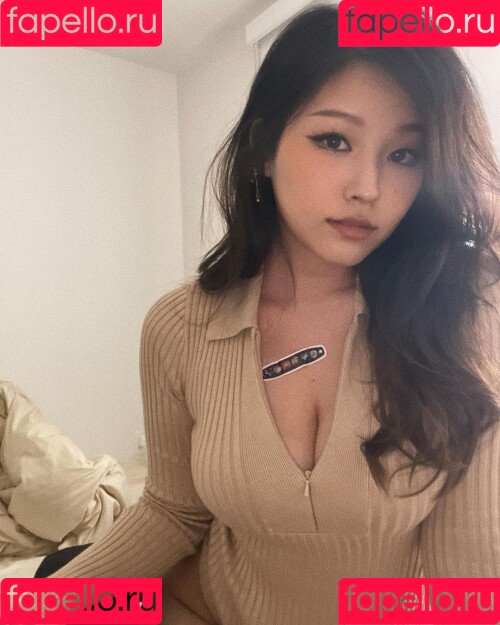 Aikuros Onlyfans Photo Gallery 