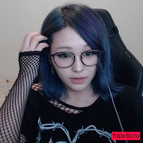 Aikuros Onlyfans Photo Gallery 