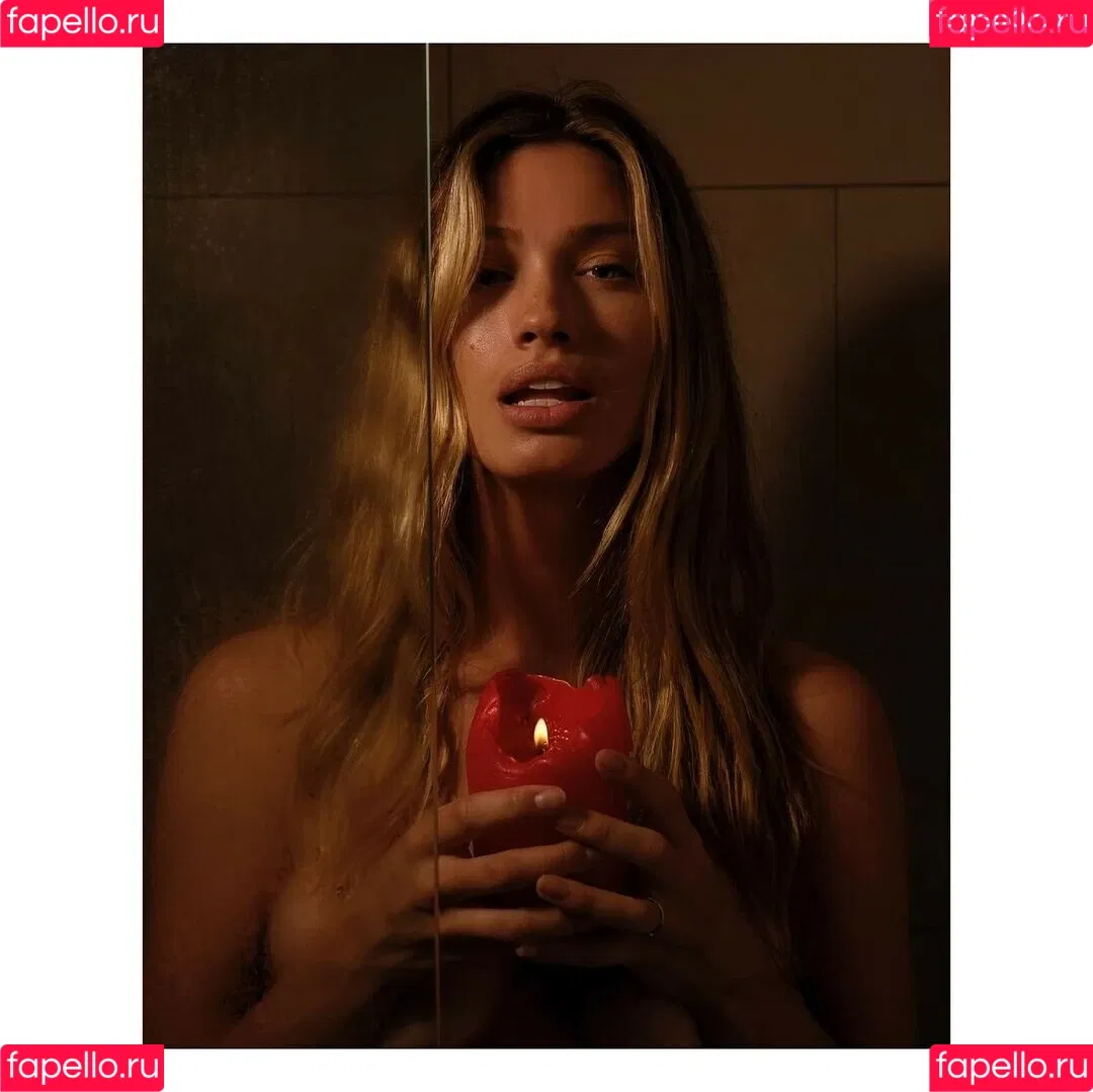 Maggie Rawlins Onlyfans Photo Gallery 