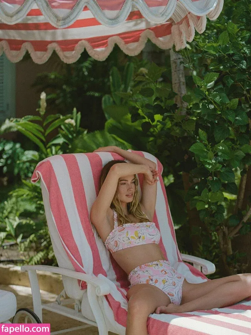 Maggie Rawlins Onlyfans Photo Gallery 