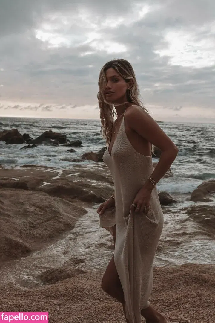 Maggie Rawlins Onlyfans Photo Gallery 