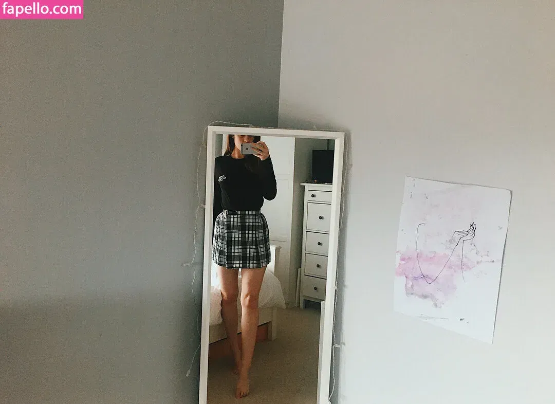 Ellbat Onlyfans Photo Gallery 