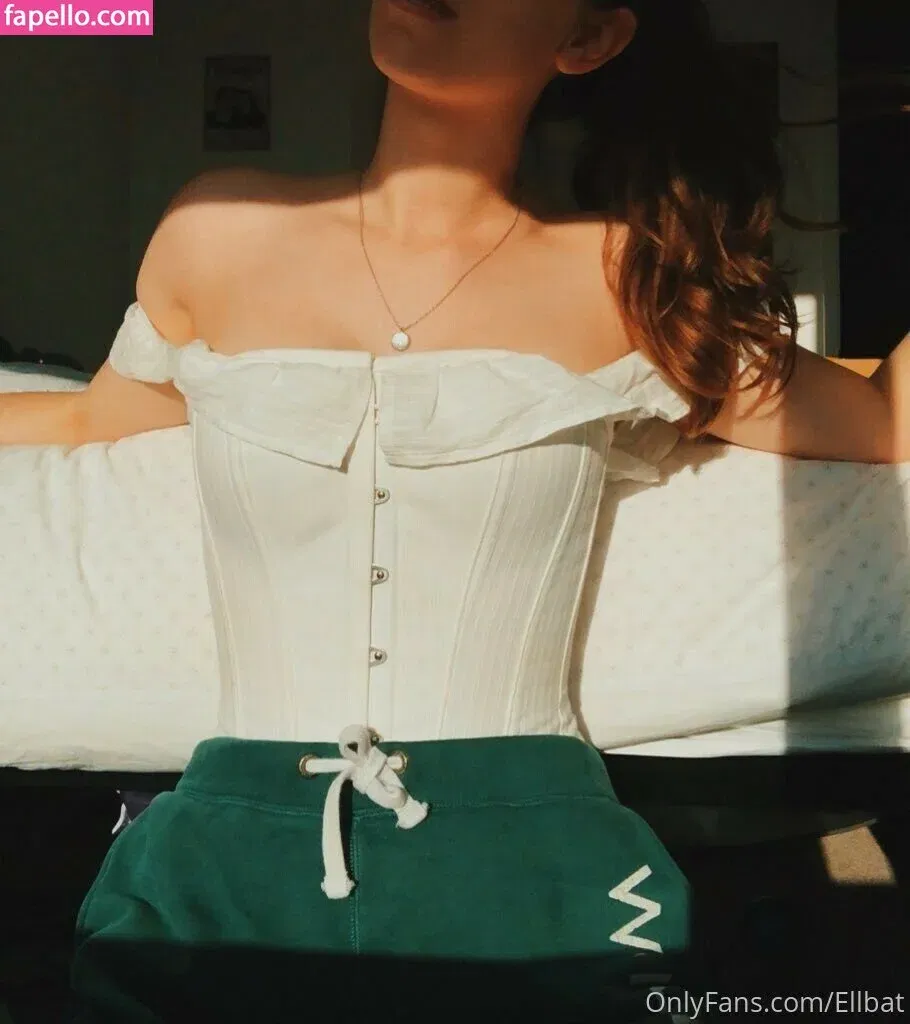 Ellbat Onlyfans Photo Gallery 