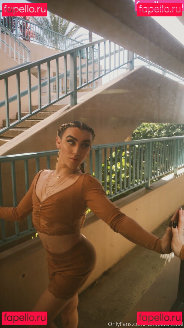 lunabarbiedoll / tslunadoll Onlyfans Photo Gallery 