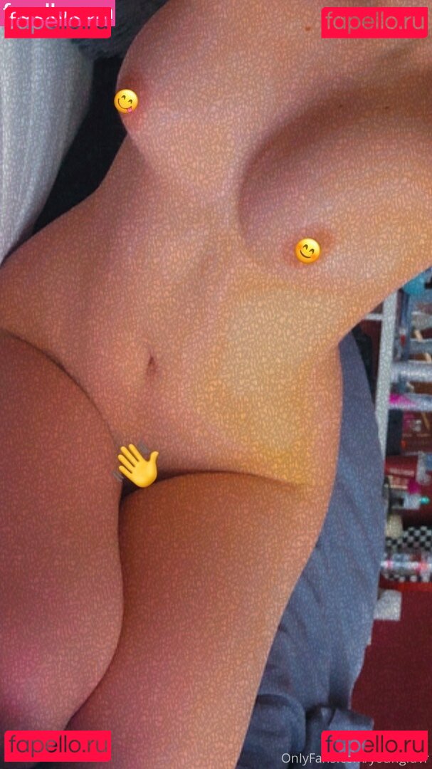 younglover._ / youngluvr Nude Onlyfans Photo 10