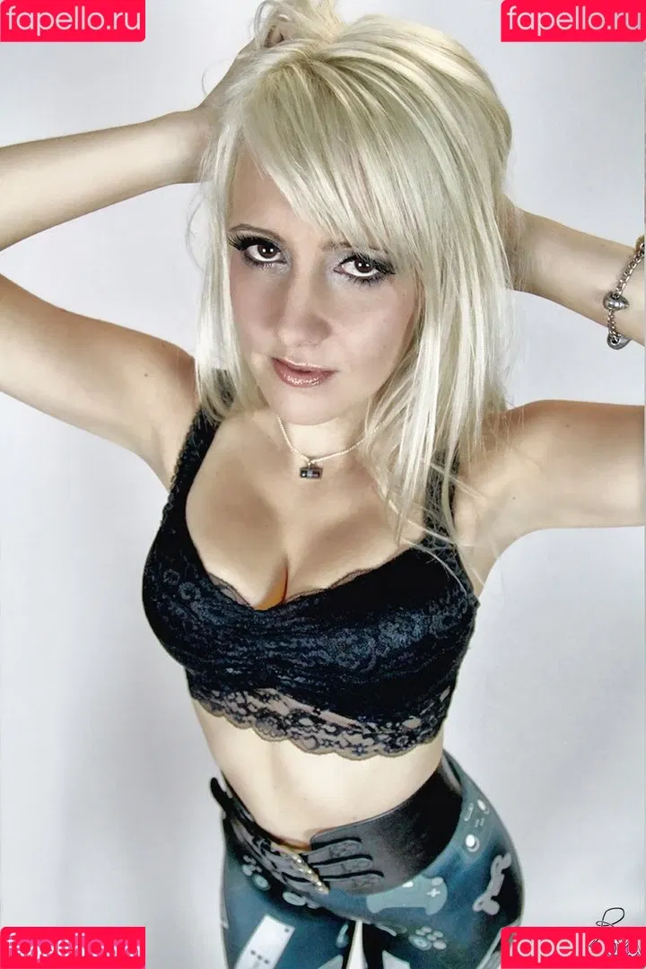 Raychul Moore Onlyfans Photo Gallery 