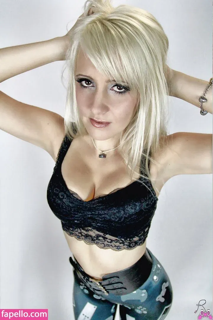 Raychul Moore Onlyfans Photo Gallery 