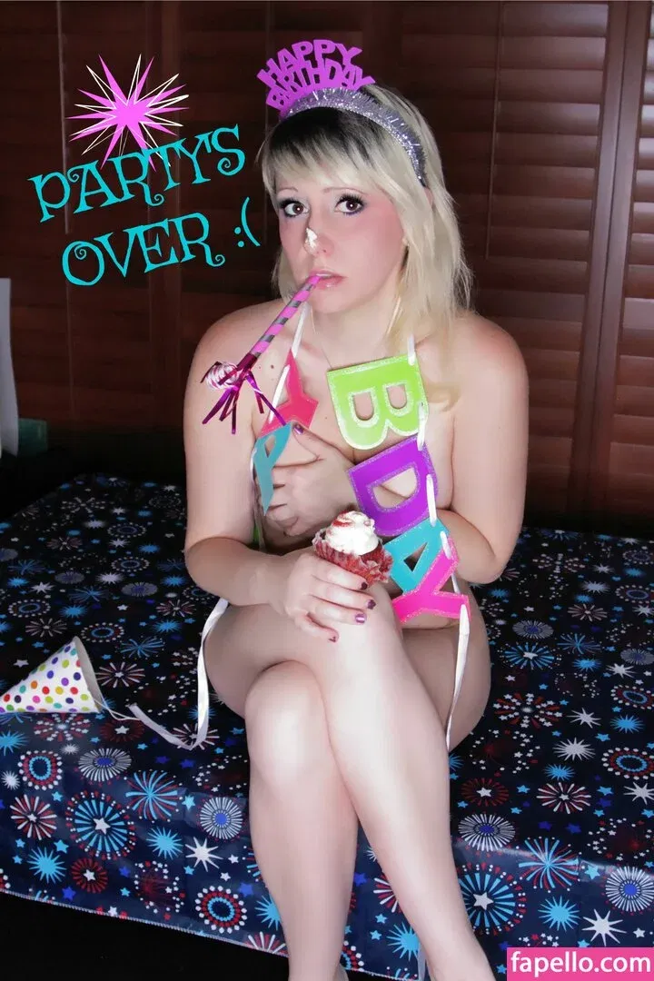 Raychul Moore Onlyfans Photo Gallery 