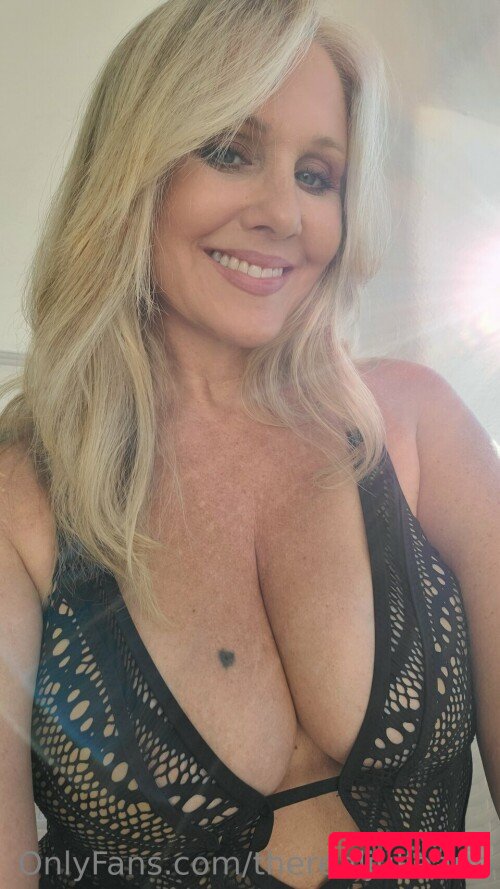 TheRealJuliaAnn Onlyfans Photo Gallery 