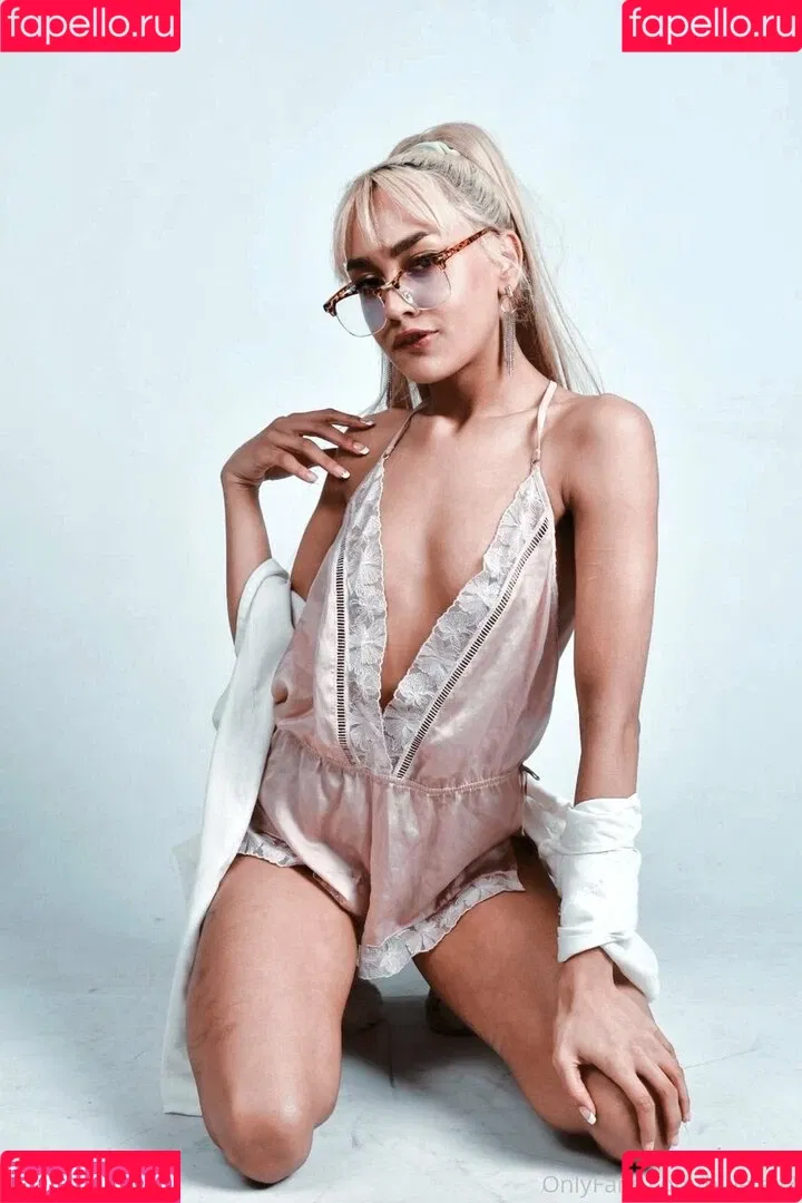 bluelah3 Onlyfans Photo Gallery 