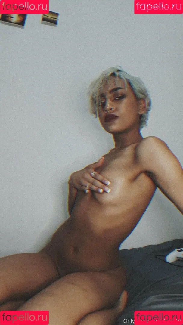 bluelah3 Onlyfans Photo Gallery 