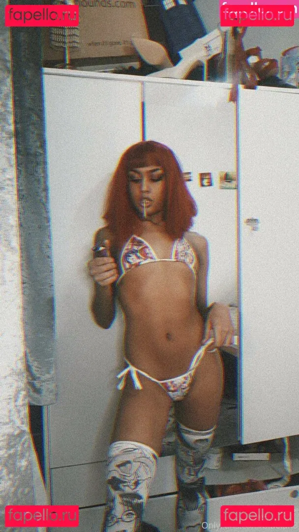 bluelah3 Onlyfans Photo Gallery 