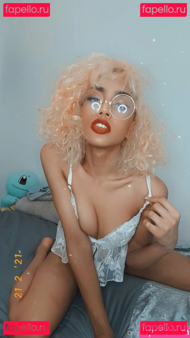 bluelah3 Onlyfans Photo Gallery 