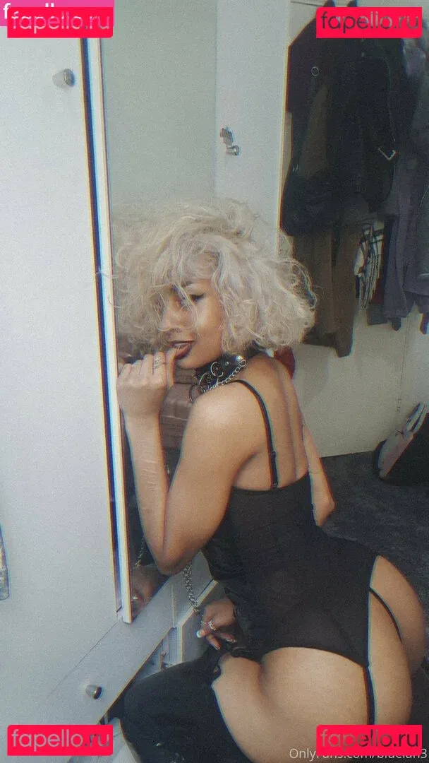 bluelah3 Onlyfans Photo Gallery 