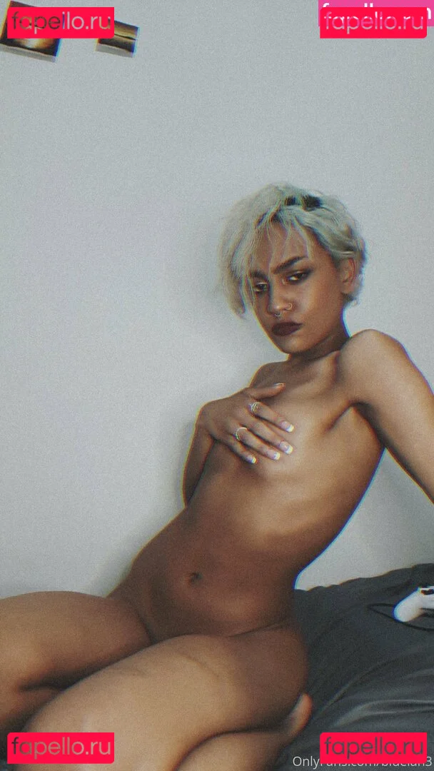 bluelah3 Onlyfans Photo Gallery 