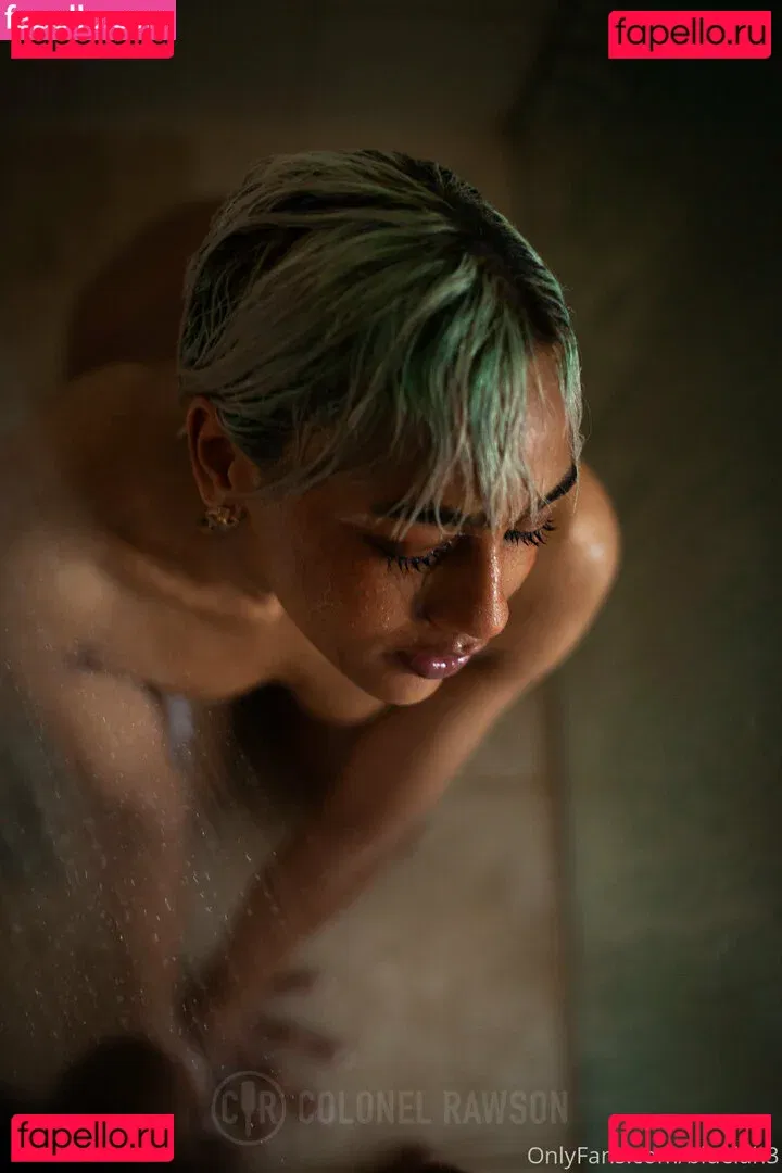 bluelah3 Onlyfans Photo Gallery 