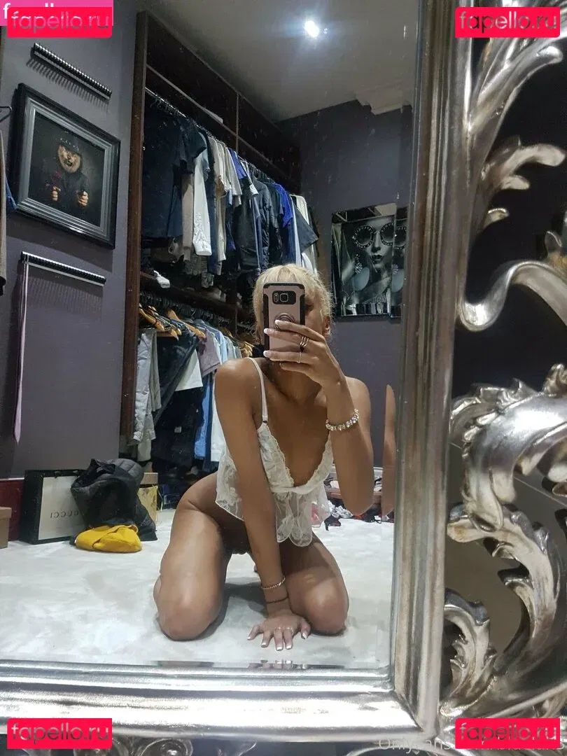 bluelah3 Onlyfans Photo Gallery 