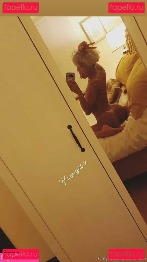 bluelah3 Onlyfans Photo Gallery 