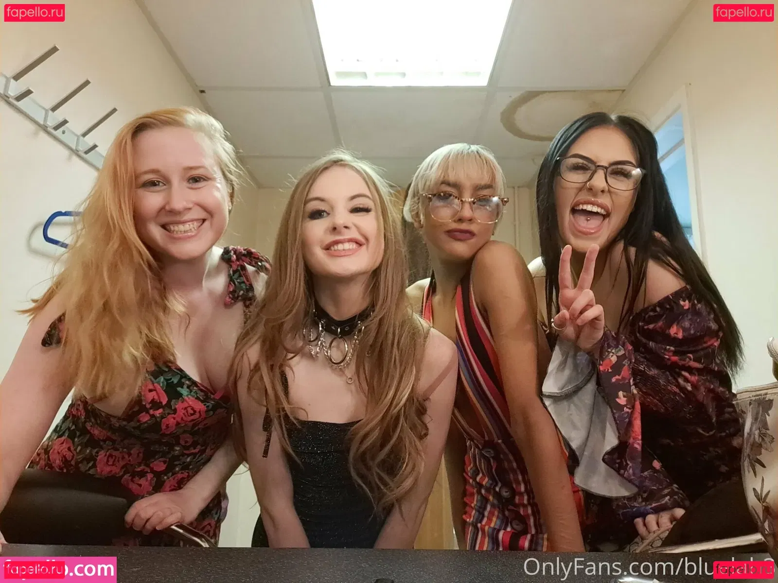 bluelah3 Onlyfans Photo Gallery 