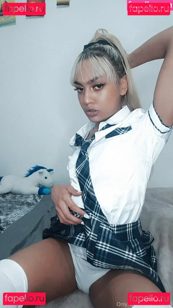 bluelah3 Onlyfans Photo Gallery 