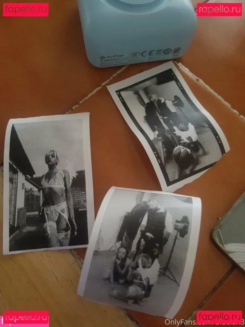 bluelah3 Onlyfans Photo Gallery 