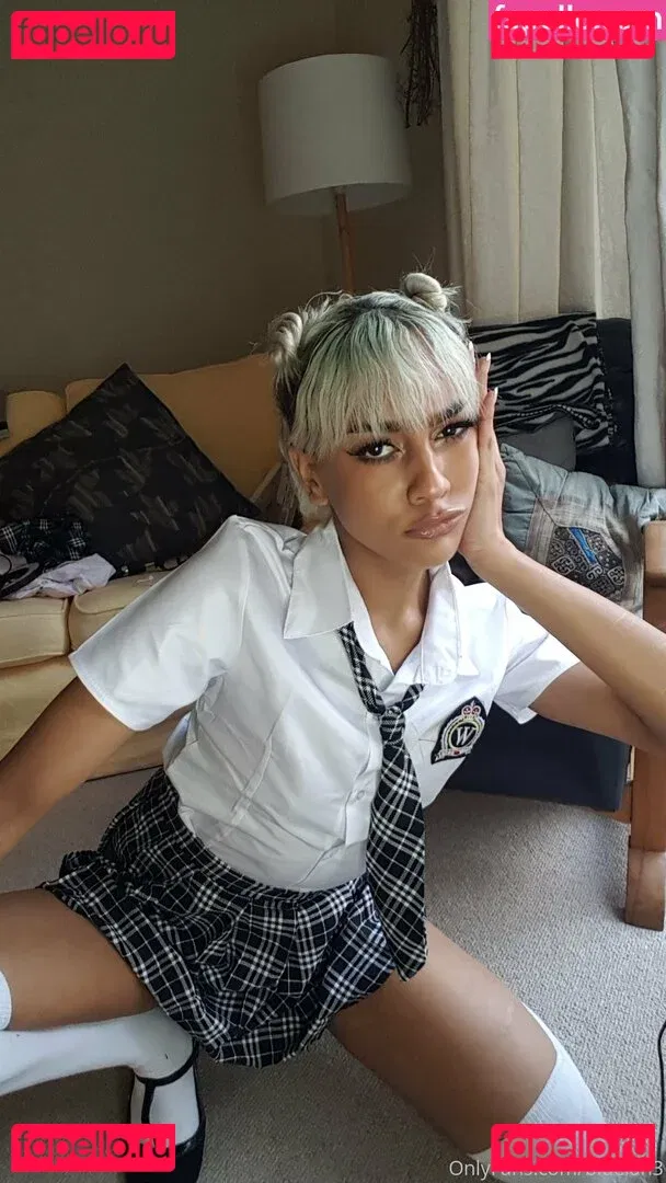 bluelah3 Onlyfans Photo Gallery 