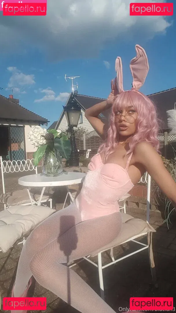 bluelah3 Onlyfans Photo Gallery 