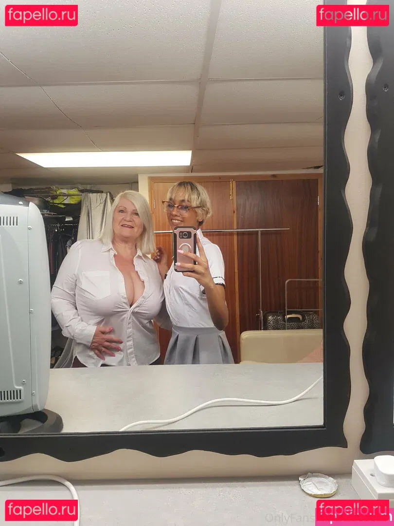 bluelah3 Onlyfans Photo Gallery 