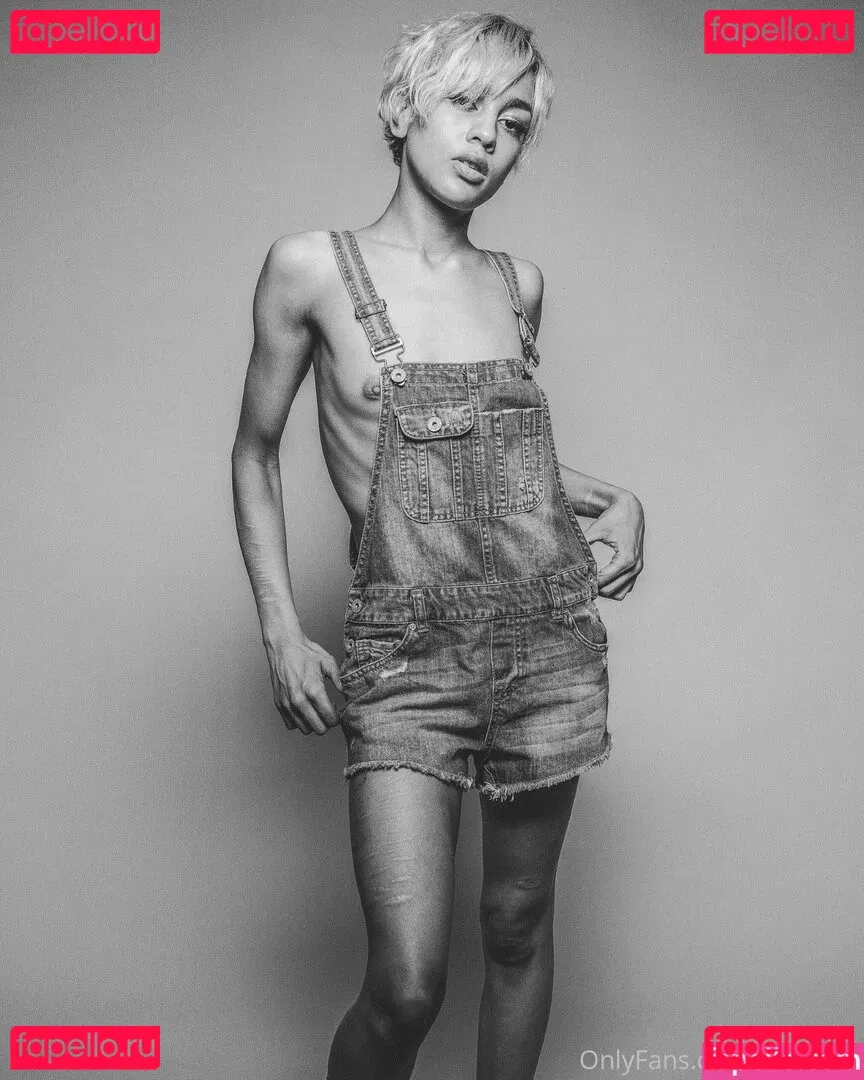 bluelah3 Onlyfans Photo Gallery 